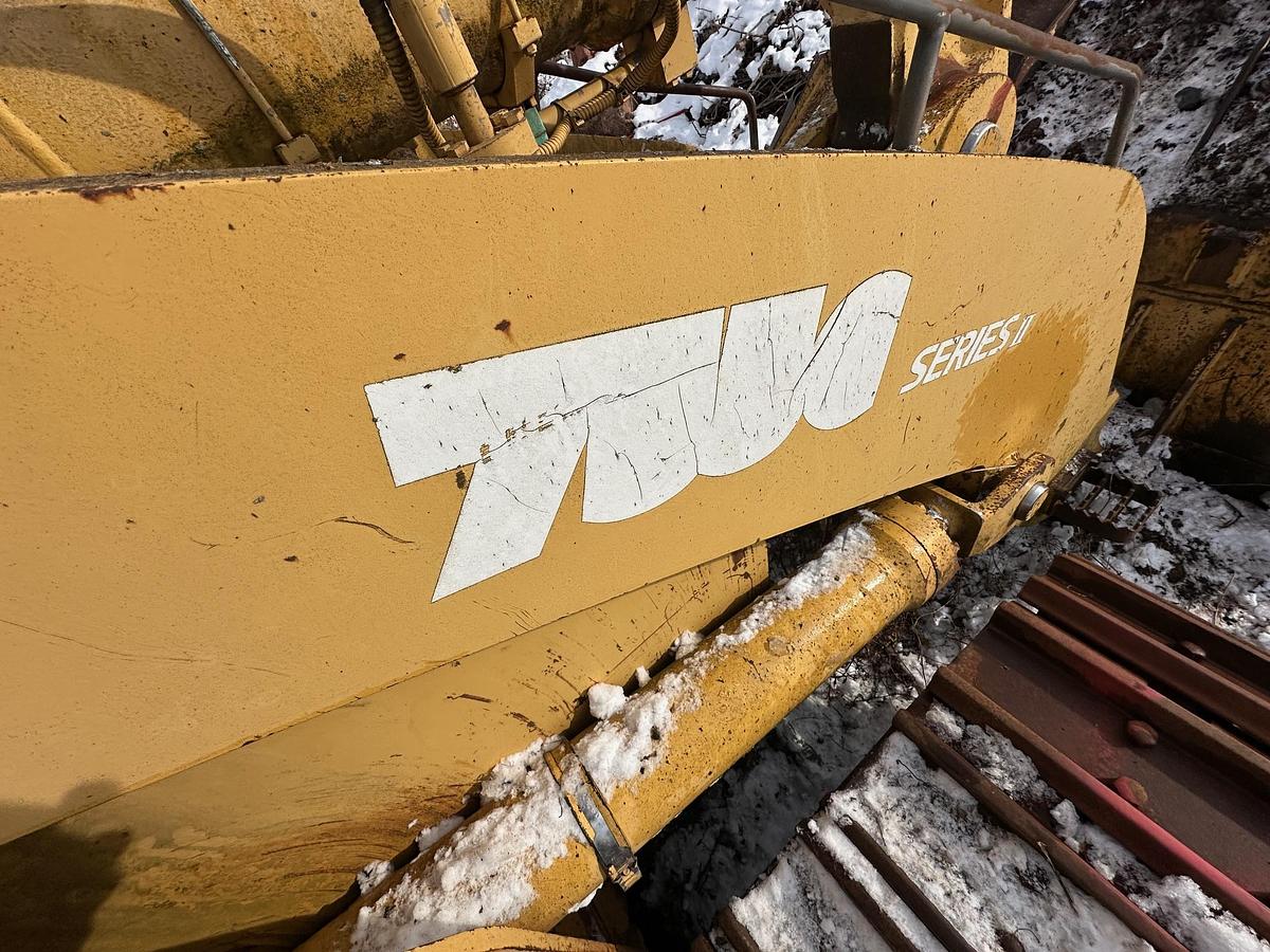 Used 2004 DEERE 755C Series II