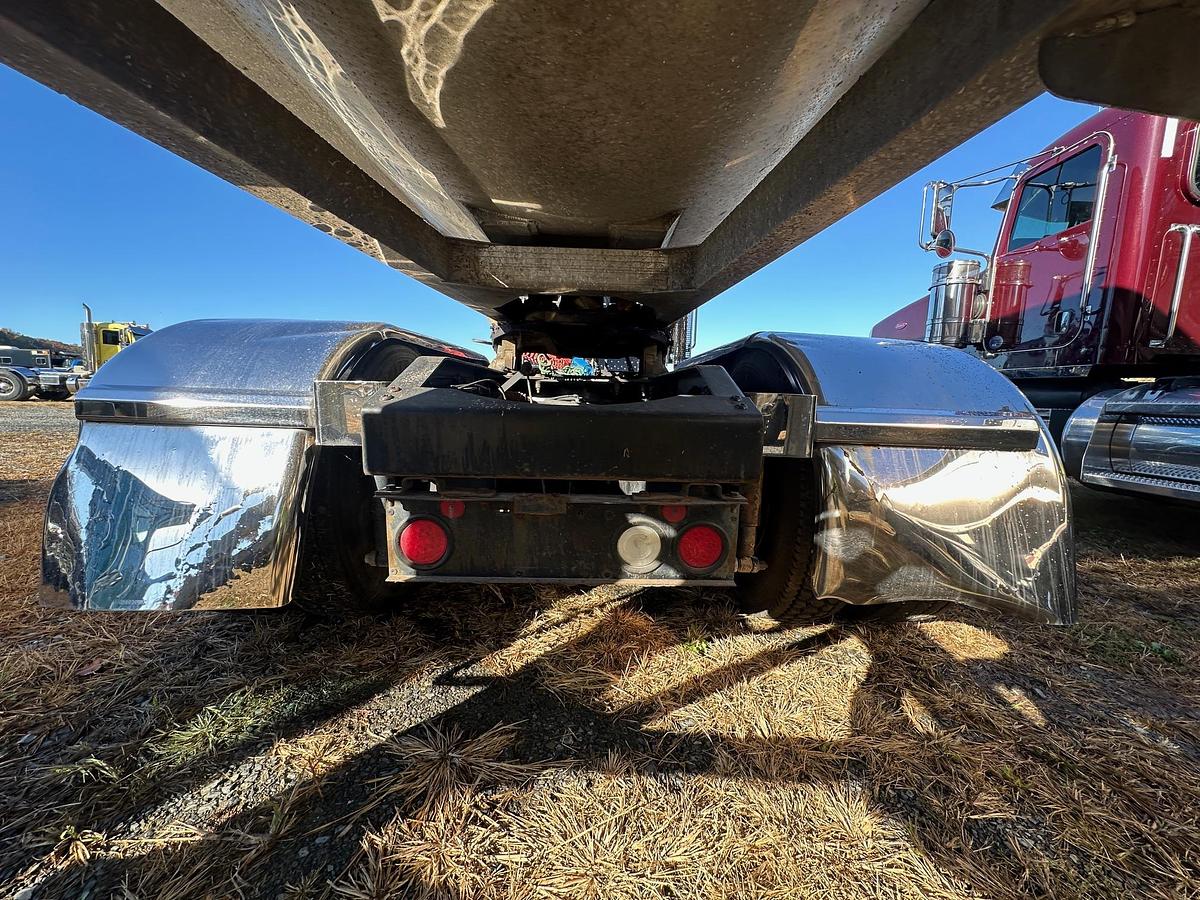 Used 2016 PETERBILT 367