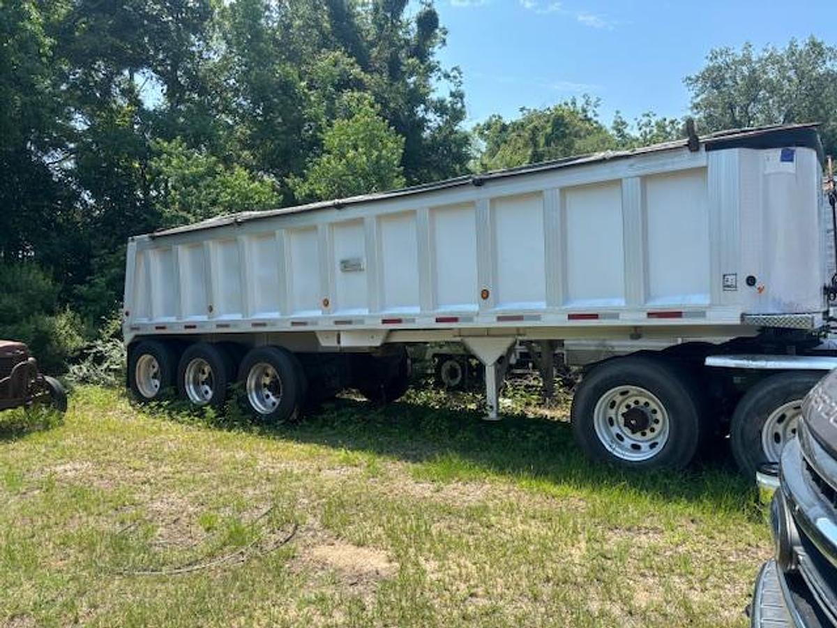 Used 2004 TRAVIS 39 foot