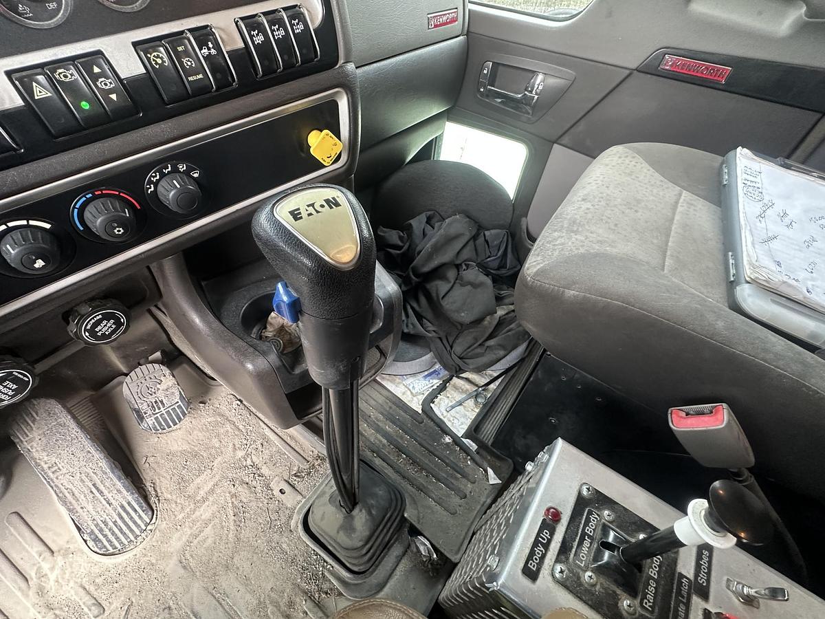 Used 2015 KENWORTH T800