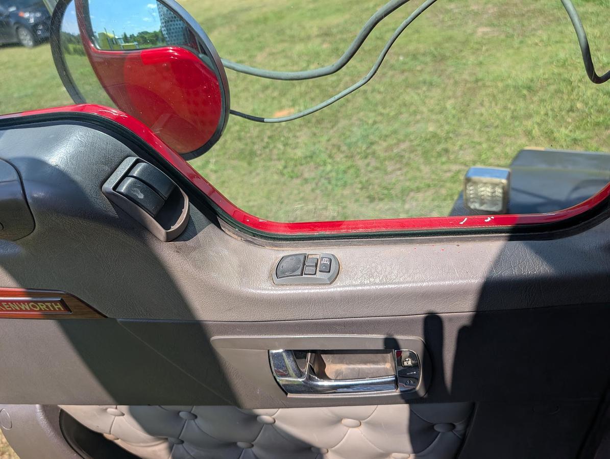 Used 2008 KENWORTH T800