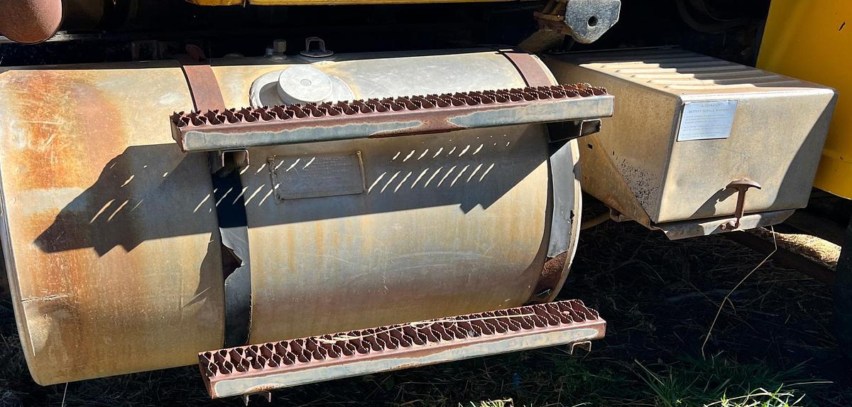 Used 1979 MACK RW766LST