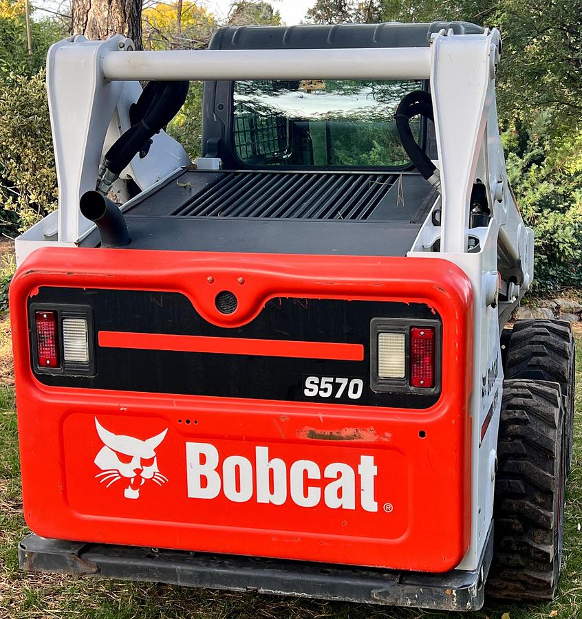 Used 2015 BOBCAT s570