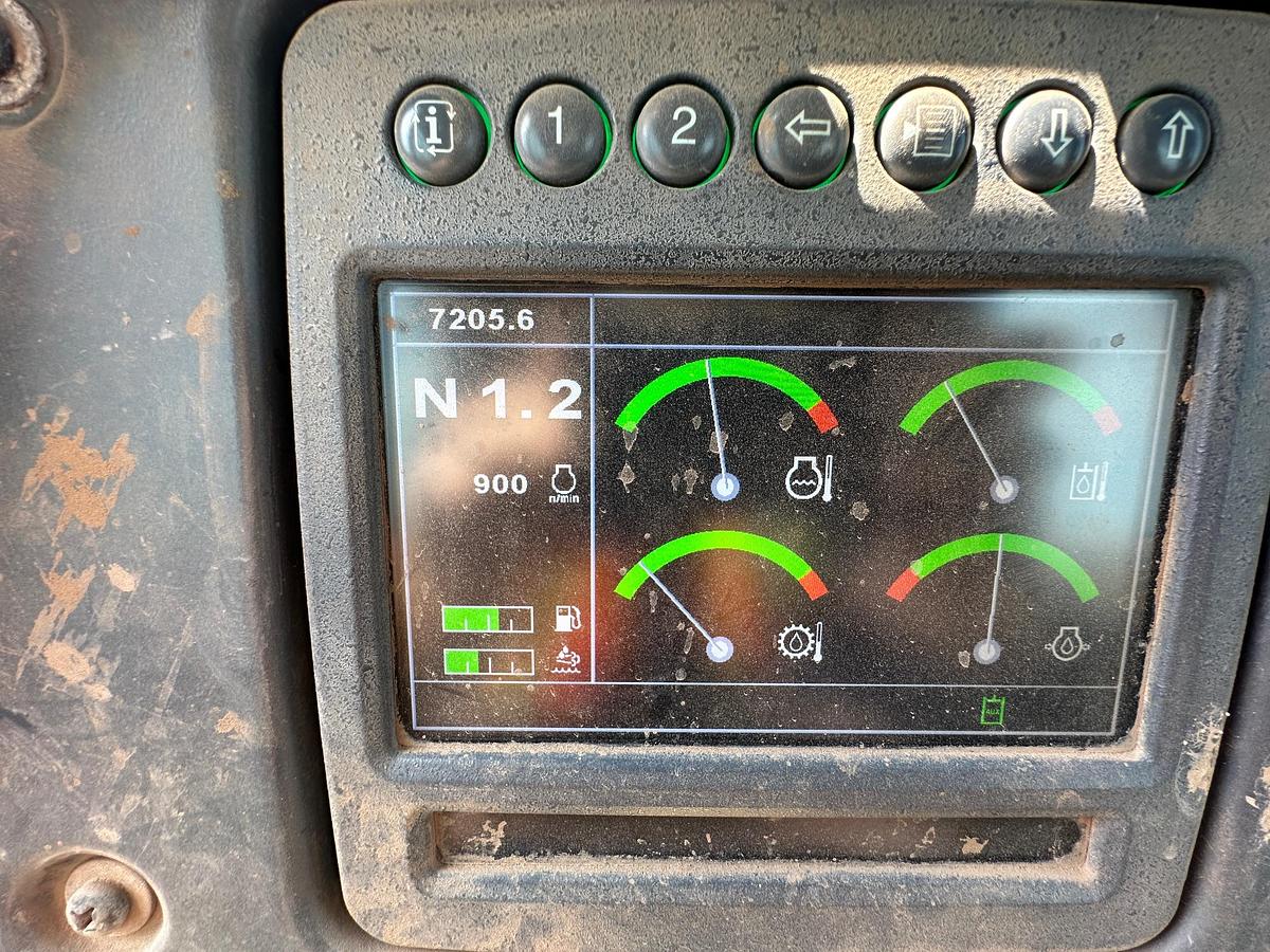 Used 2018 DEERE 850K WLT