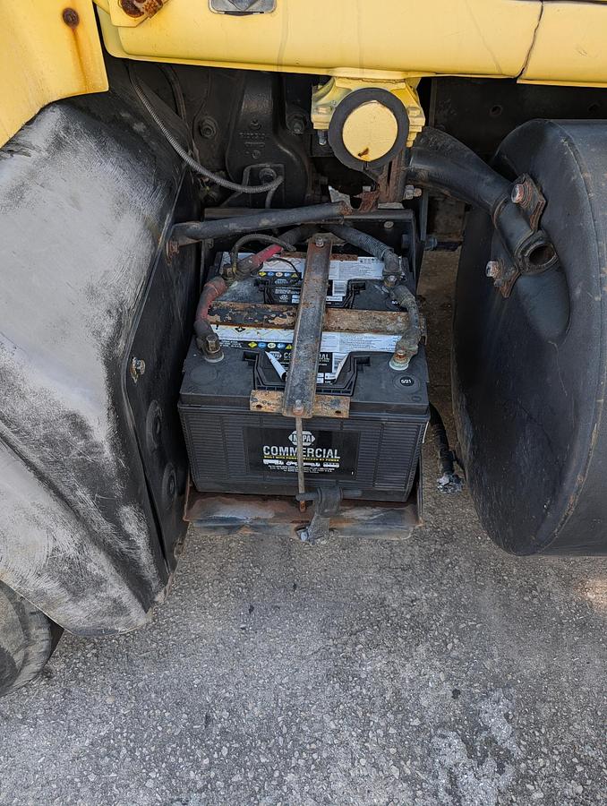 Used 2003 MACK RD688S