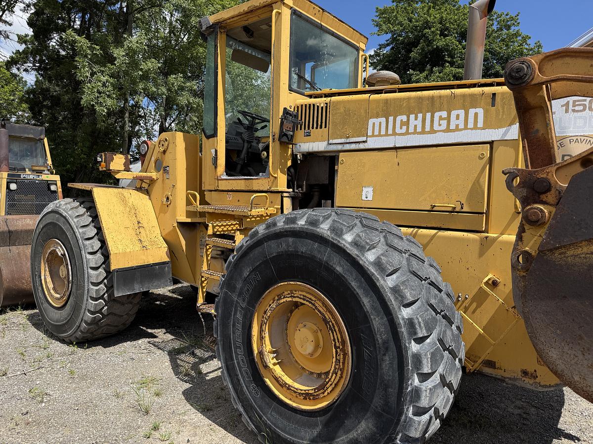 Used 1993 MICHIGAN L150