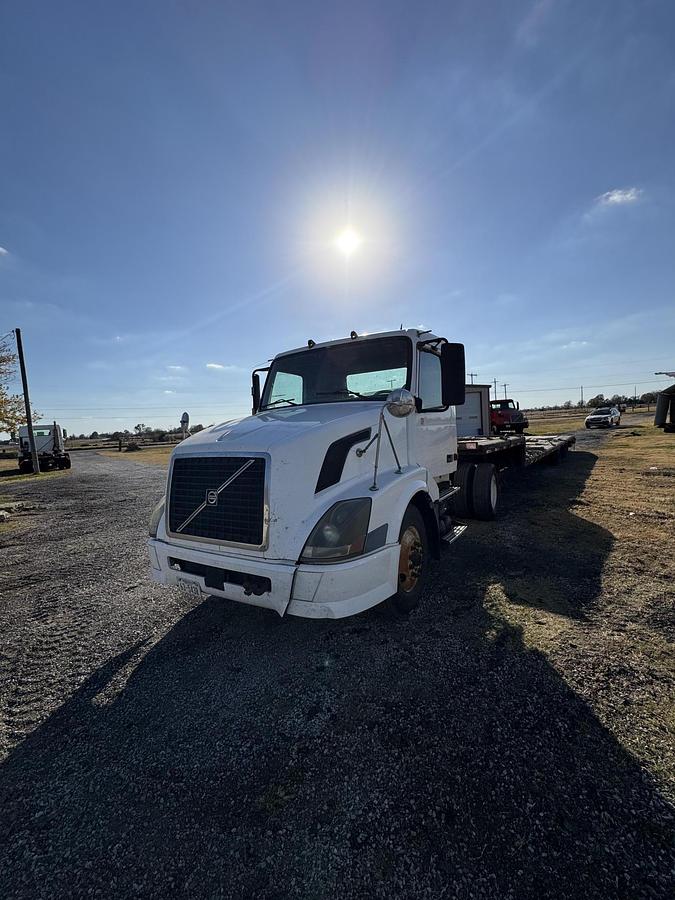 Used 2006 VOLVO VNL42T