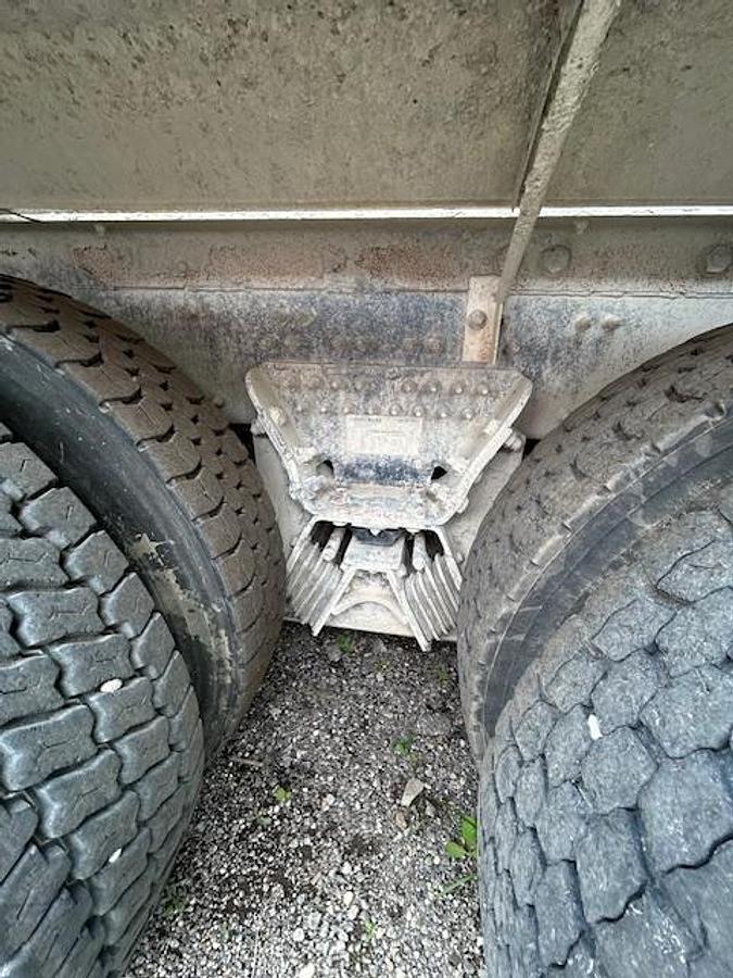 Used 2017 MACK GU713