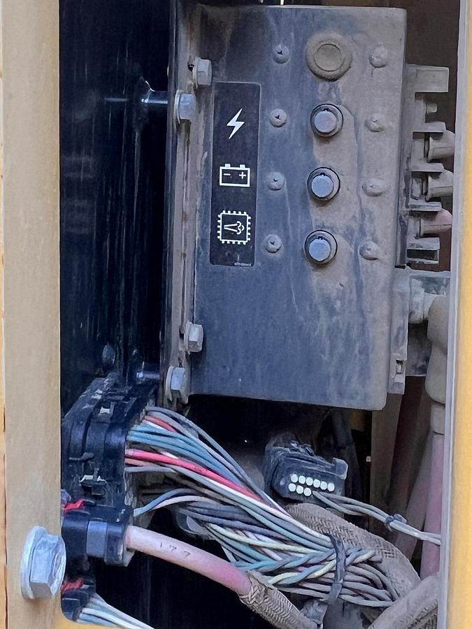 Used 2016 CATERPILLAR 336F L