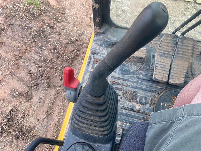 Used 2020 KOMATSU PC170 LC-11