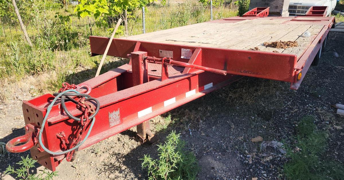 Used 1999 TRAIL KING TK40LP-2400 Tilt Deck