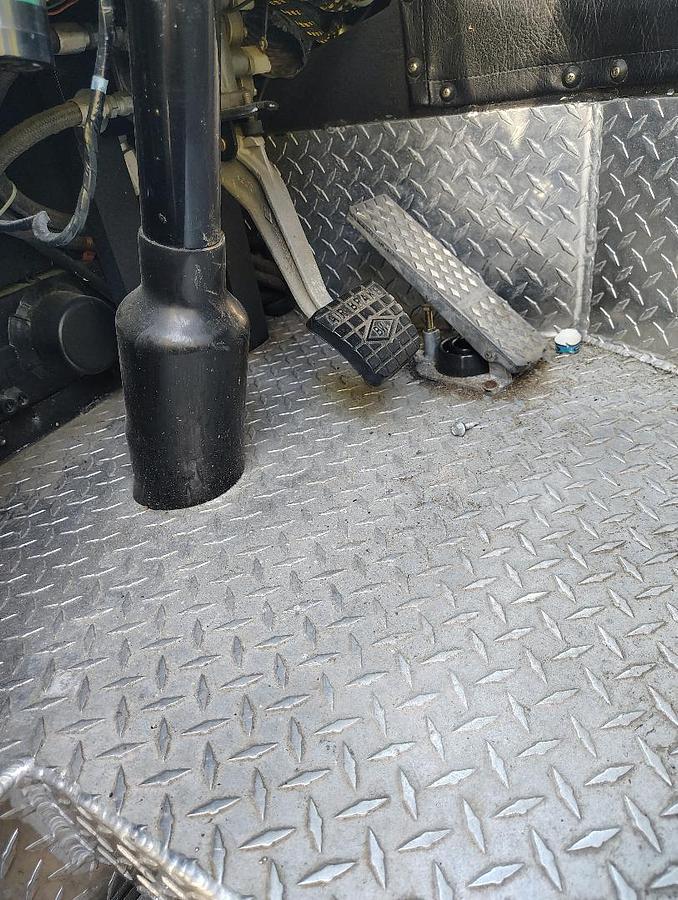 Used 1987 PIERCE Dash