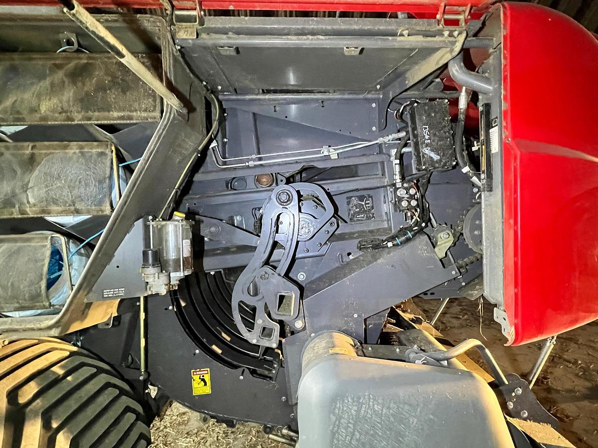 Used 2018 MASSEY FERGUSON 2270 Hesston