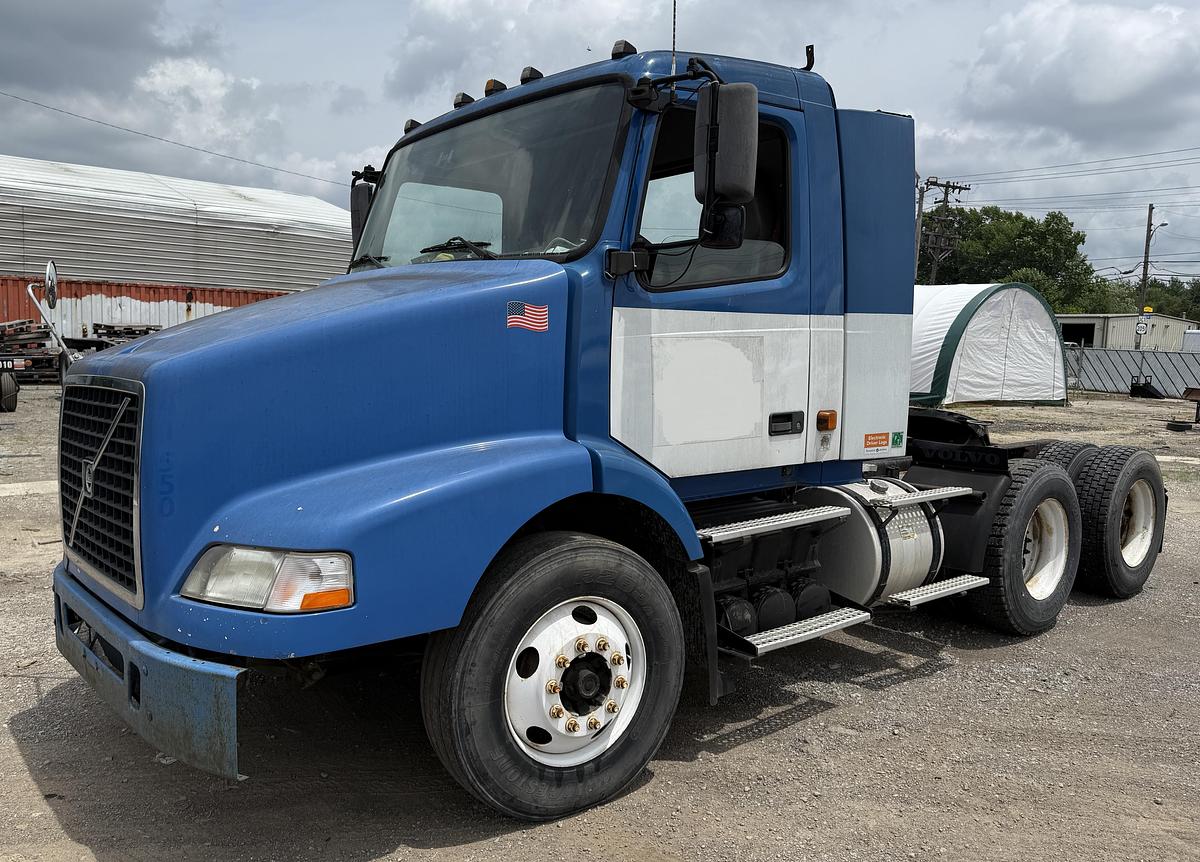 Used 2007 VOLVO VNM