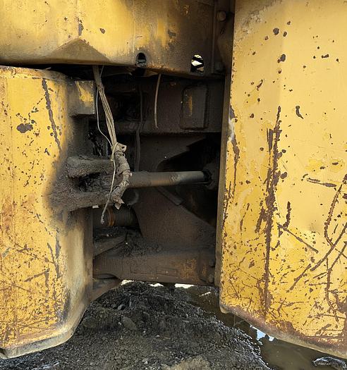 Used 1973 CATERPILLAR 815