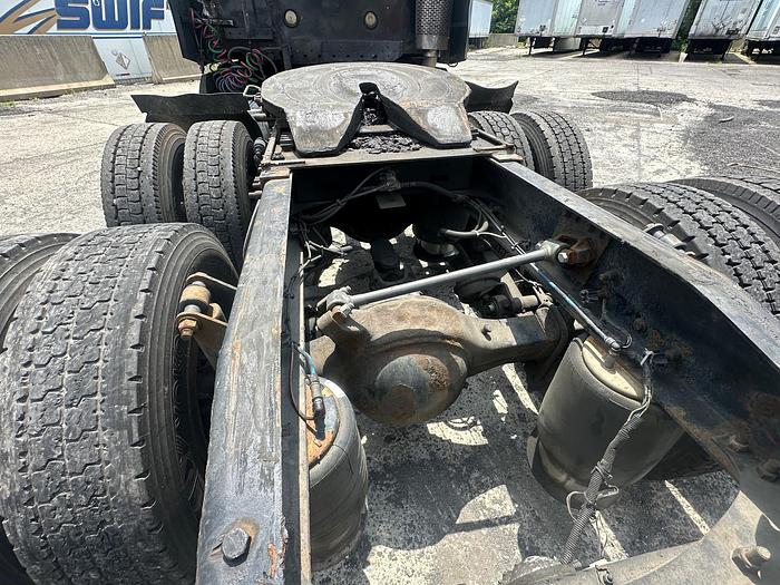 Used 2007 FREIGHTLINER Columbia