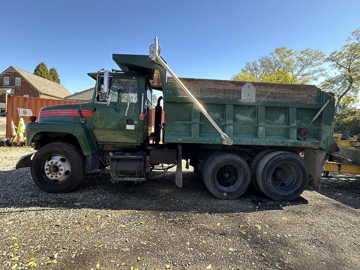 Used 1994 FORD LN9000