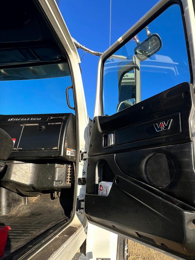 Used 2019 WESTERN STAR W4900