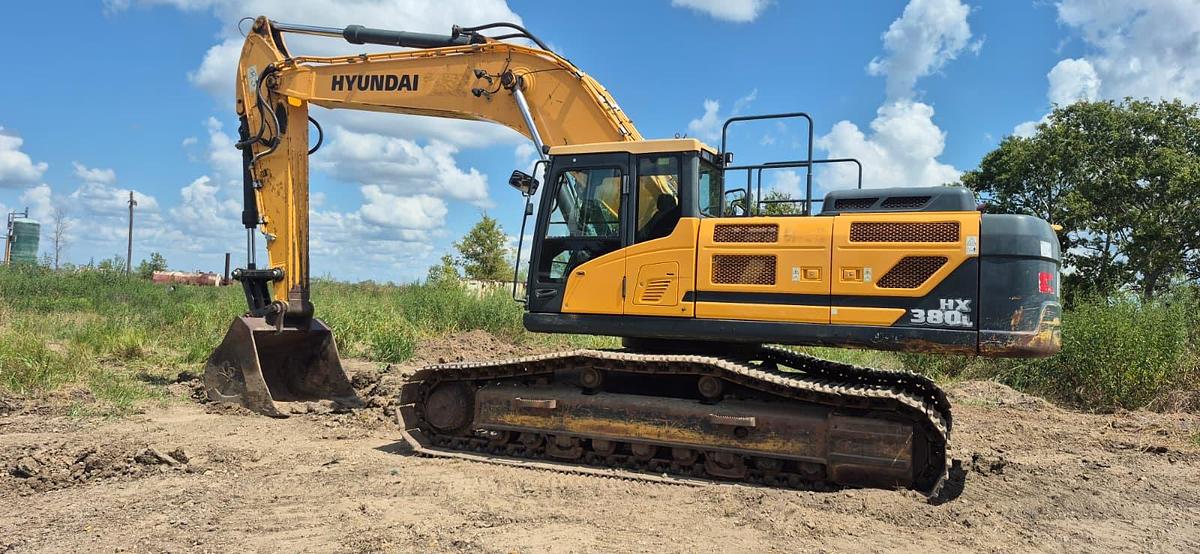 Used 2019 HYUNDAI HX380L