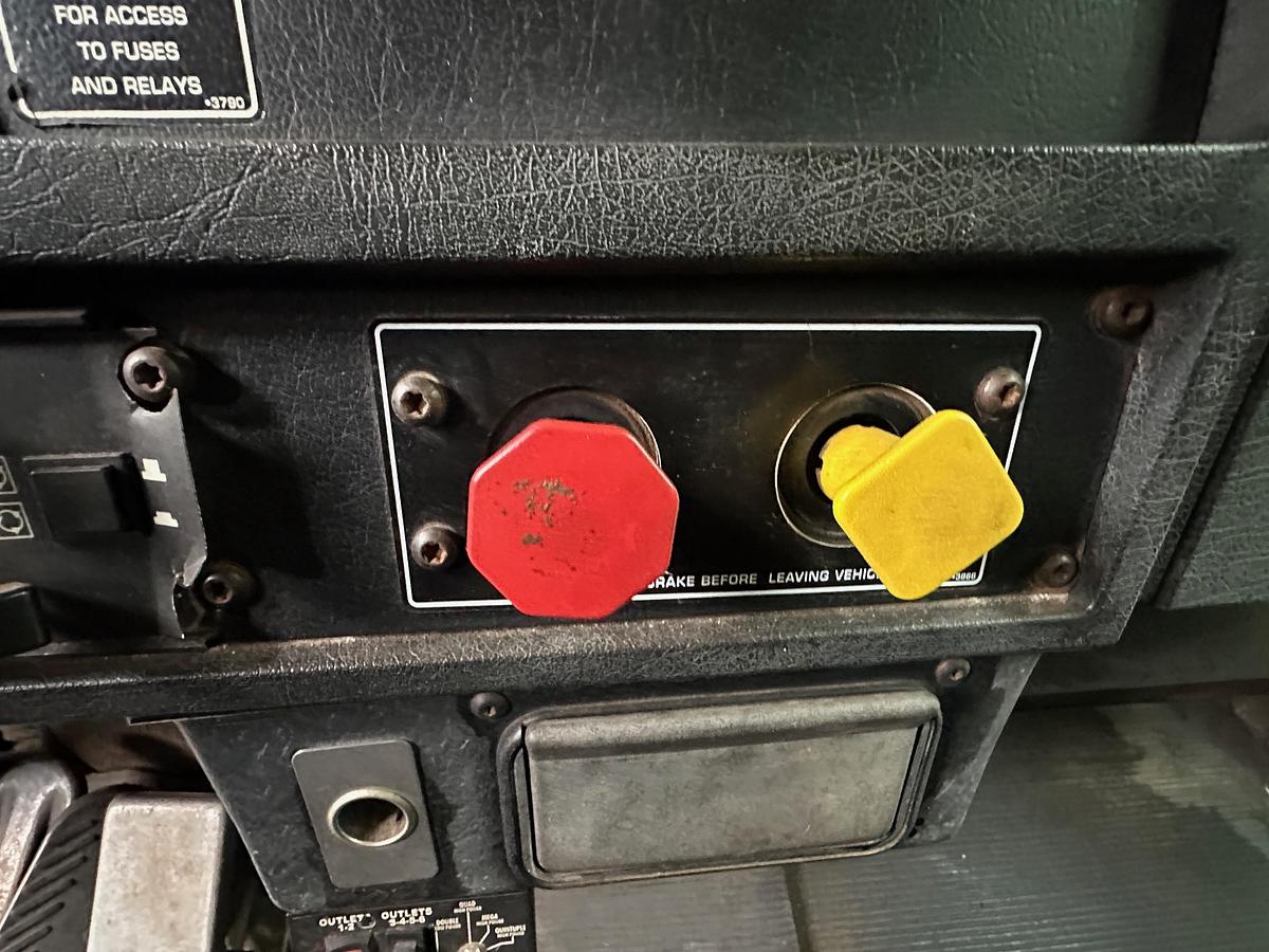 Used 2000 KENWORTH T300