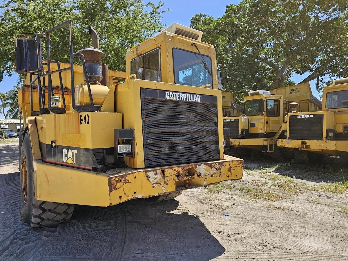 Used 1994 CATERPILLAR D25D
