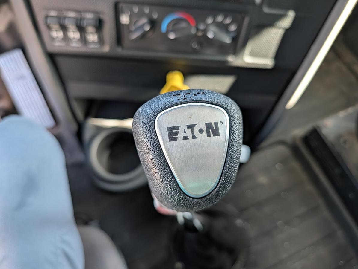 Used 2015 CATERPILLAR CT660 S