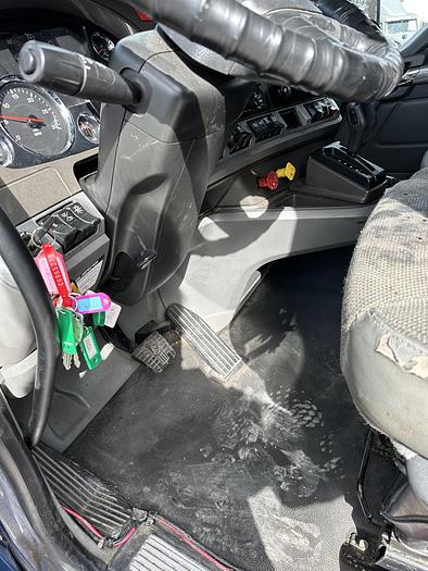 Used 2017 KENWORTH T680