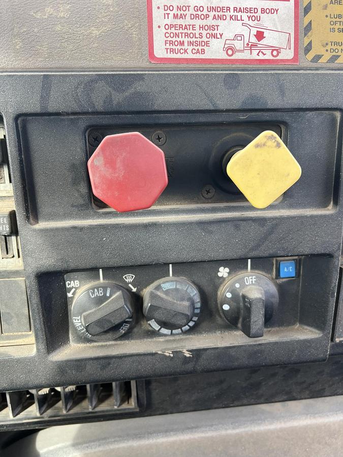 Used 1990 INTERNATIONAL 8300 Eagle