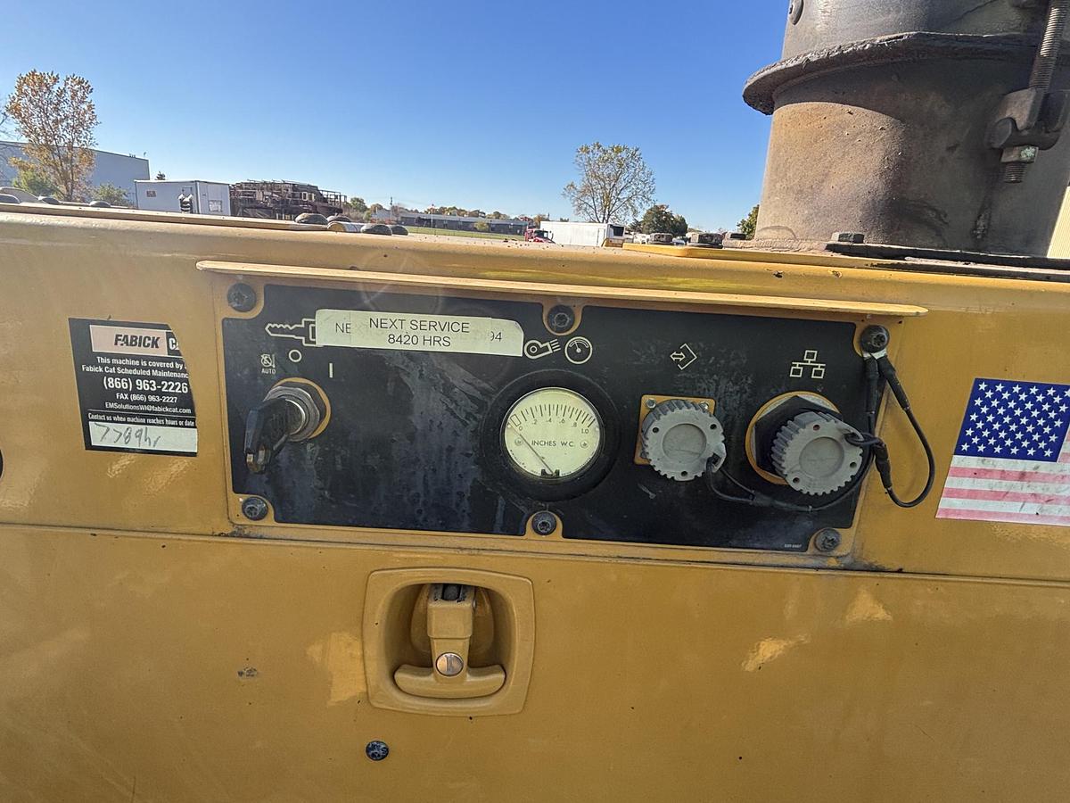 Used 2019 CATERPILLAR AP1000F