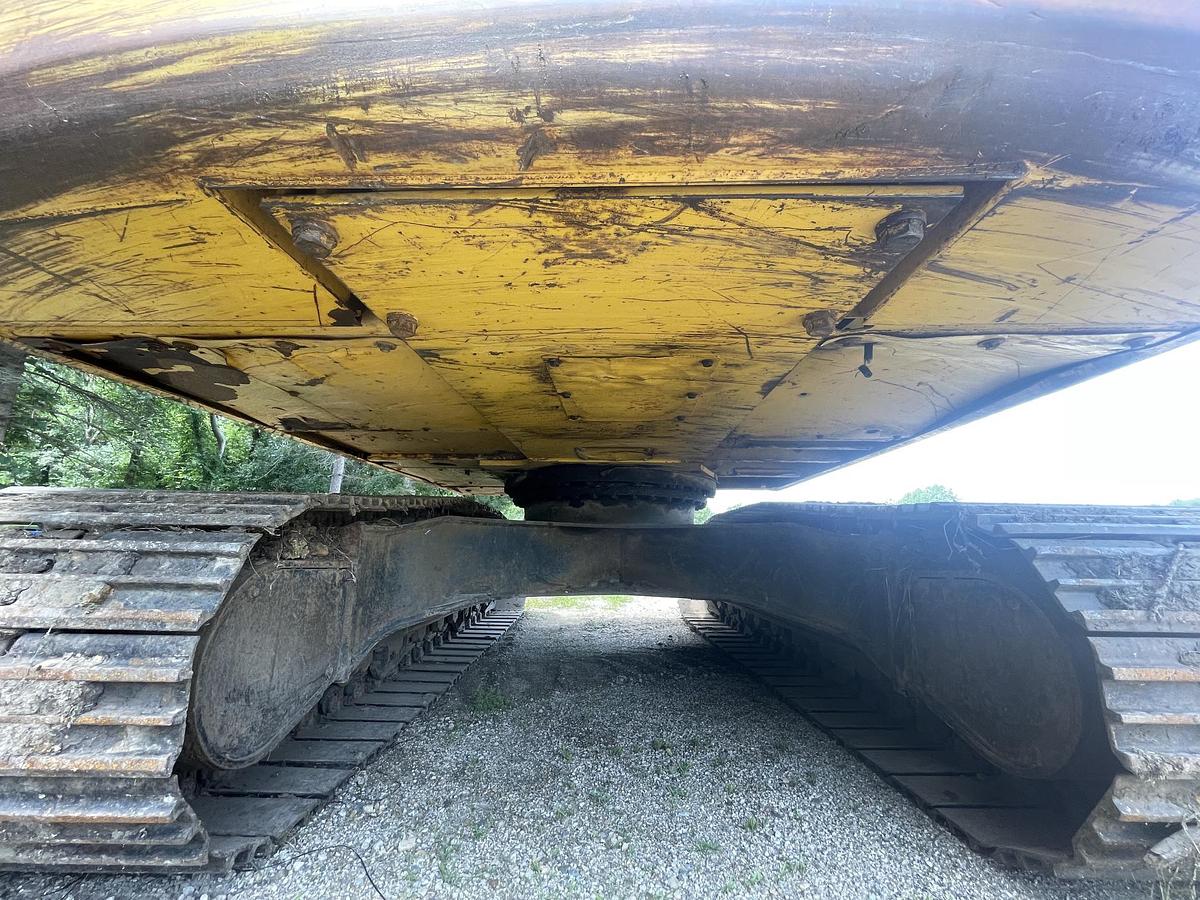 Used 2003 KOMATSU PC200 LC7