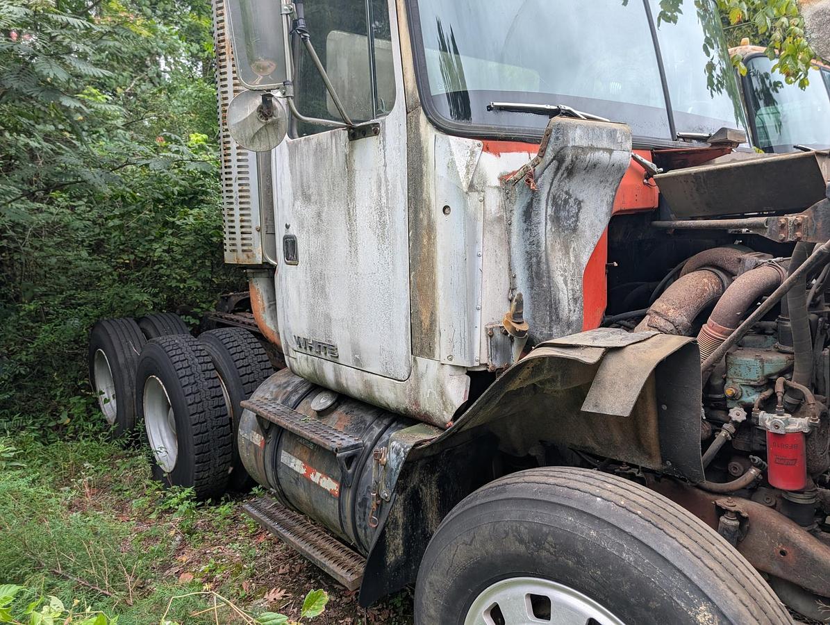 Used 1980 WHITE 6V02TTA