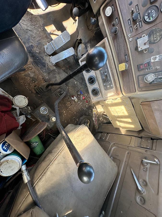 Used 1984 MACK RD686S