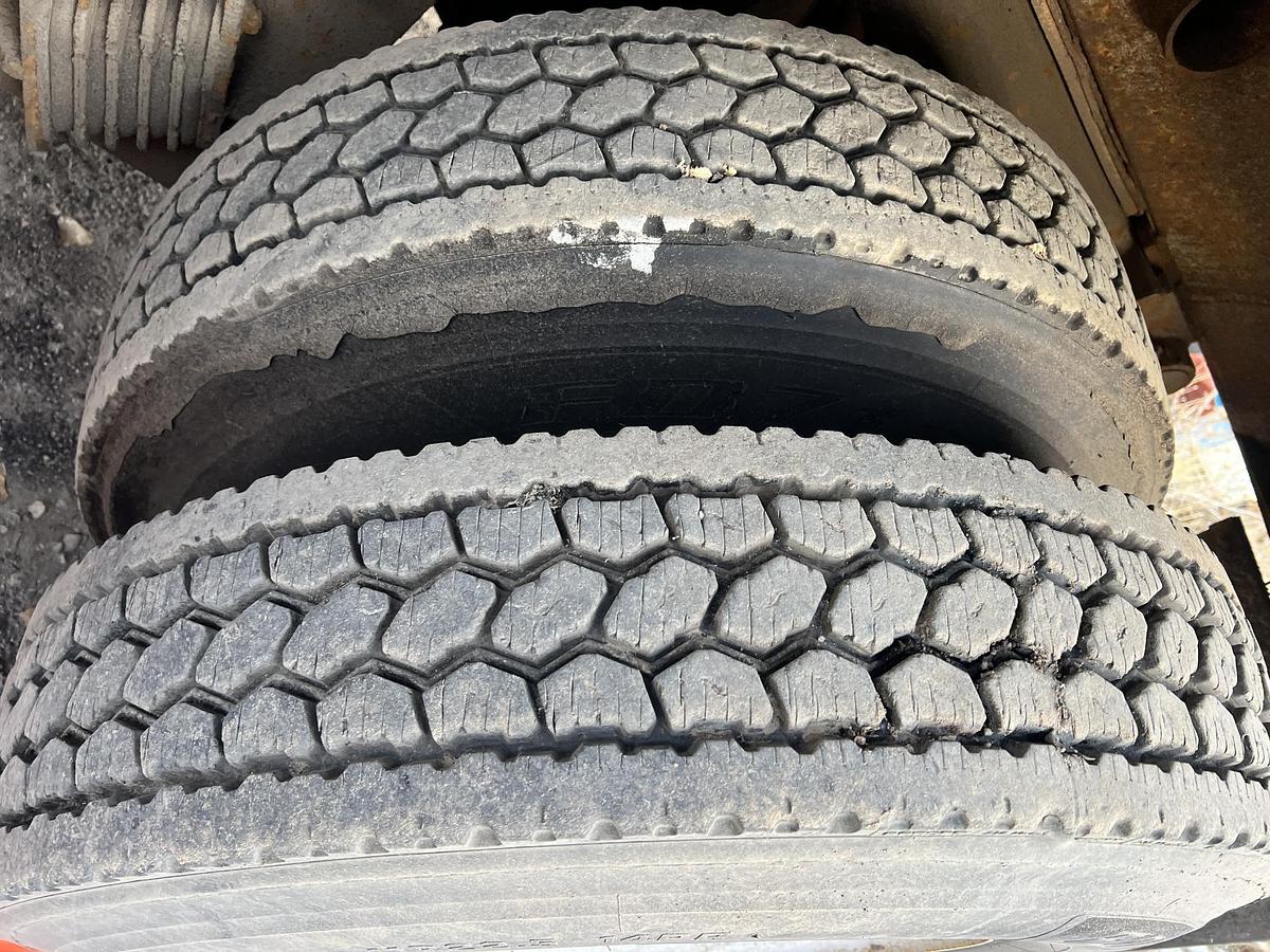 Used 2013 KENWORTH t800