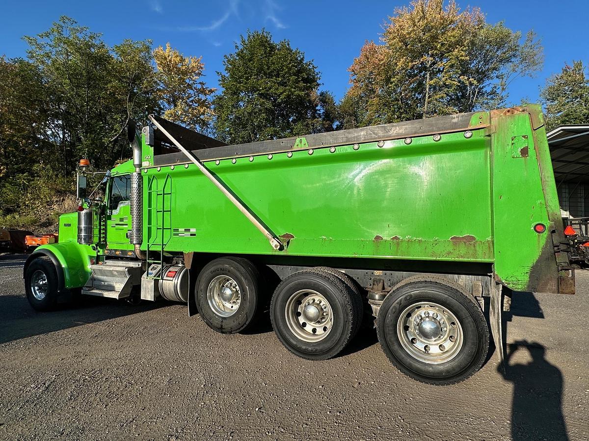 Used 2019 KENWORTH W900L