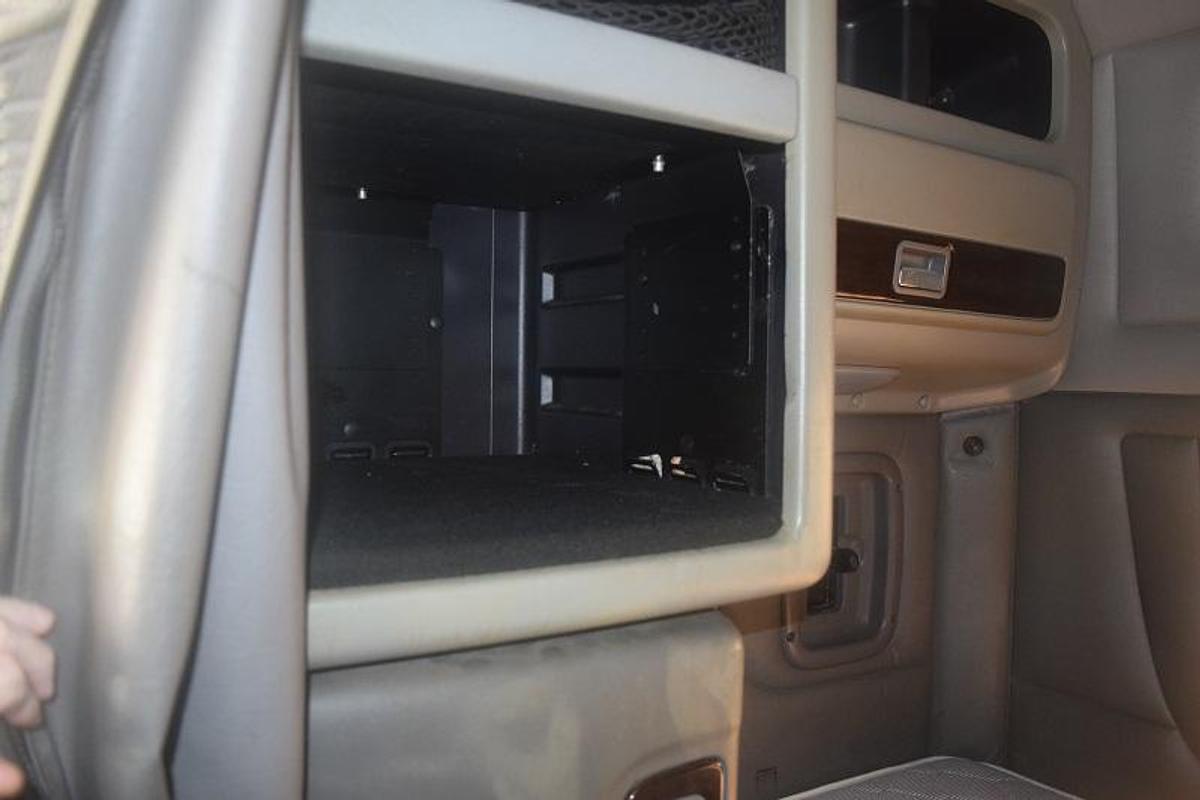 Used 2016 PETERBILT 386