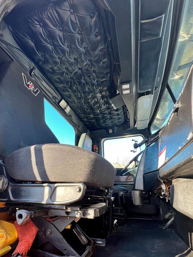 Used 2019 WESTERN STAR W4900