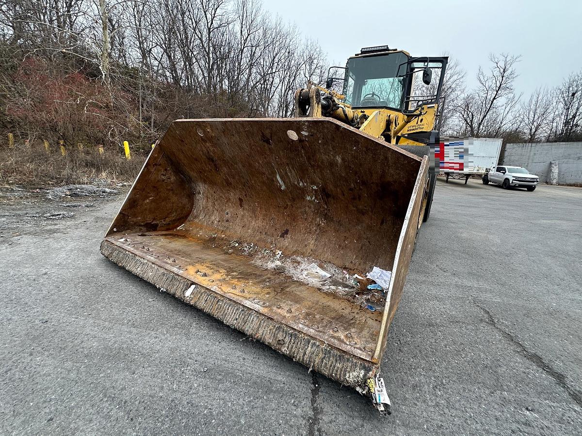 Used 2004 KOMATSU WA500-3