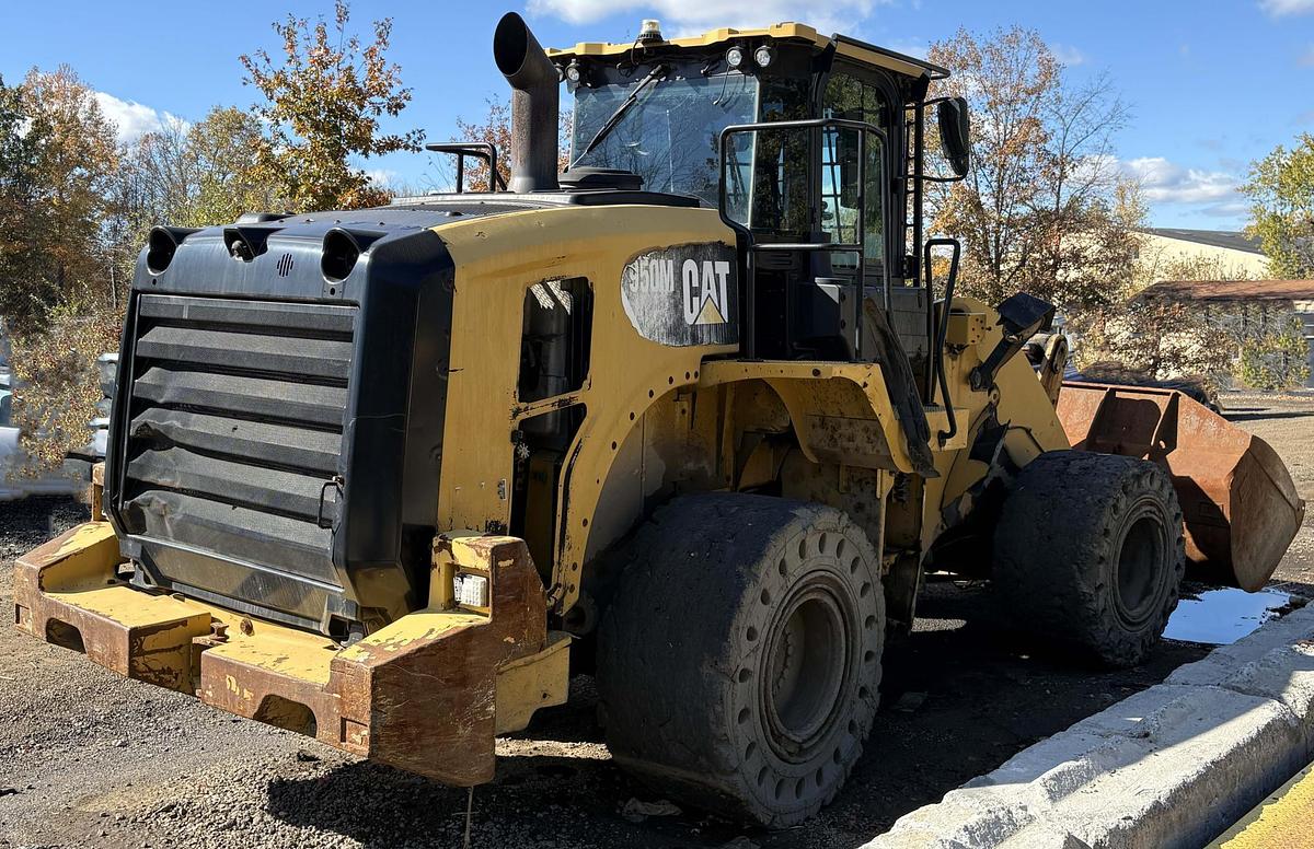 Used 2014 CATERPILLAR 950M