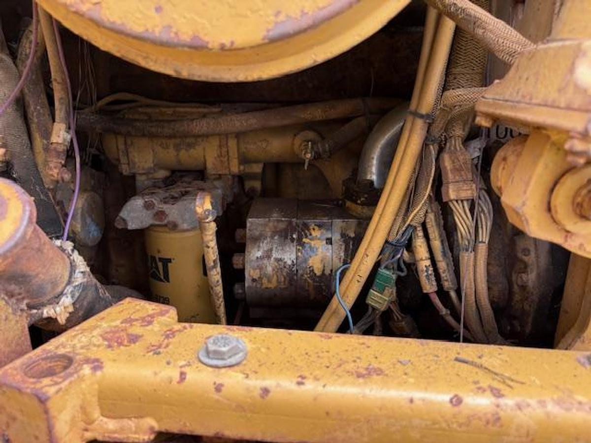 Used 1983 CATERPILLAR 963
