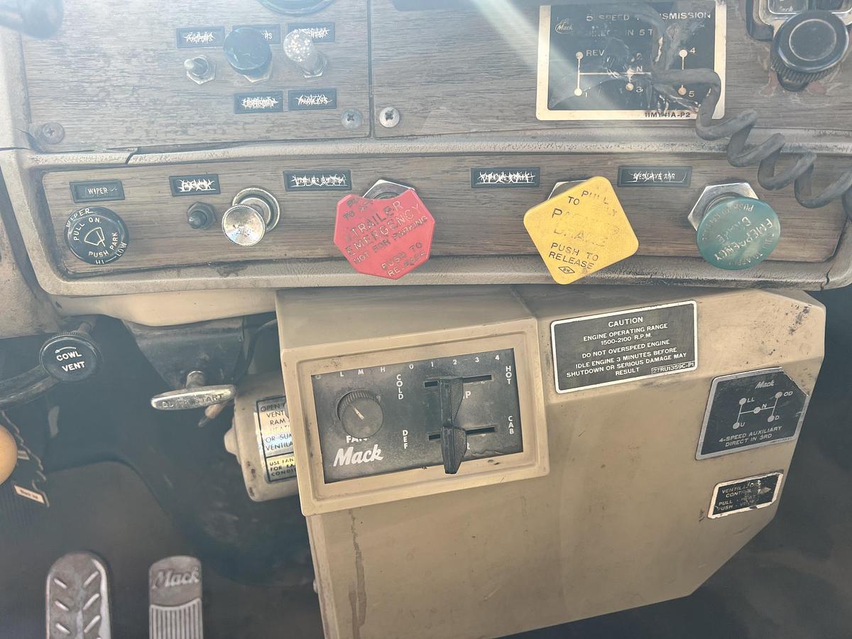 Used 1974 MACK RS767 LST