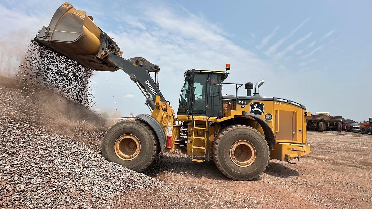 Used 2023 DEERE 744P