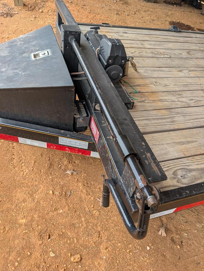 Used 2023 EAGLE 20 foot Deck over