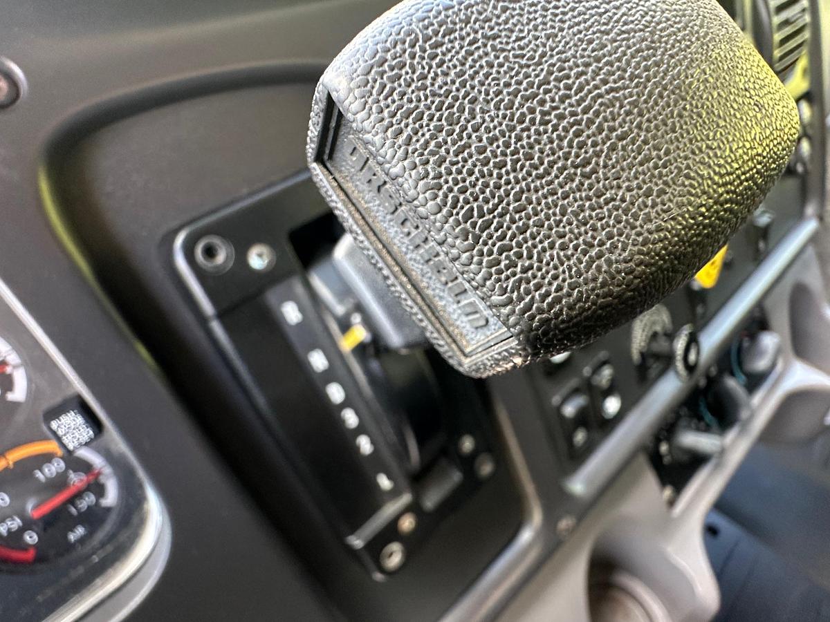 Used 2016 FREIGHTLINER Business Class M2