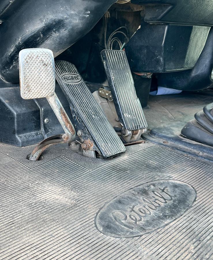 Used 2000 PETERBILT 357