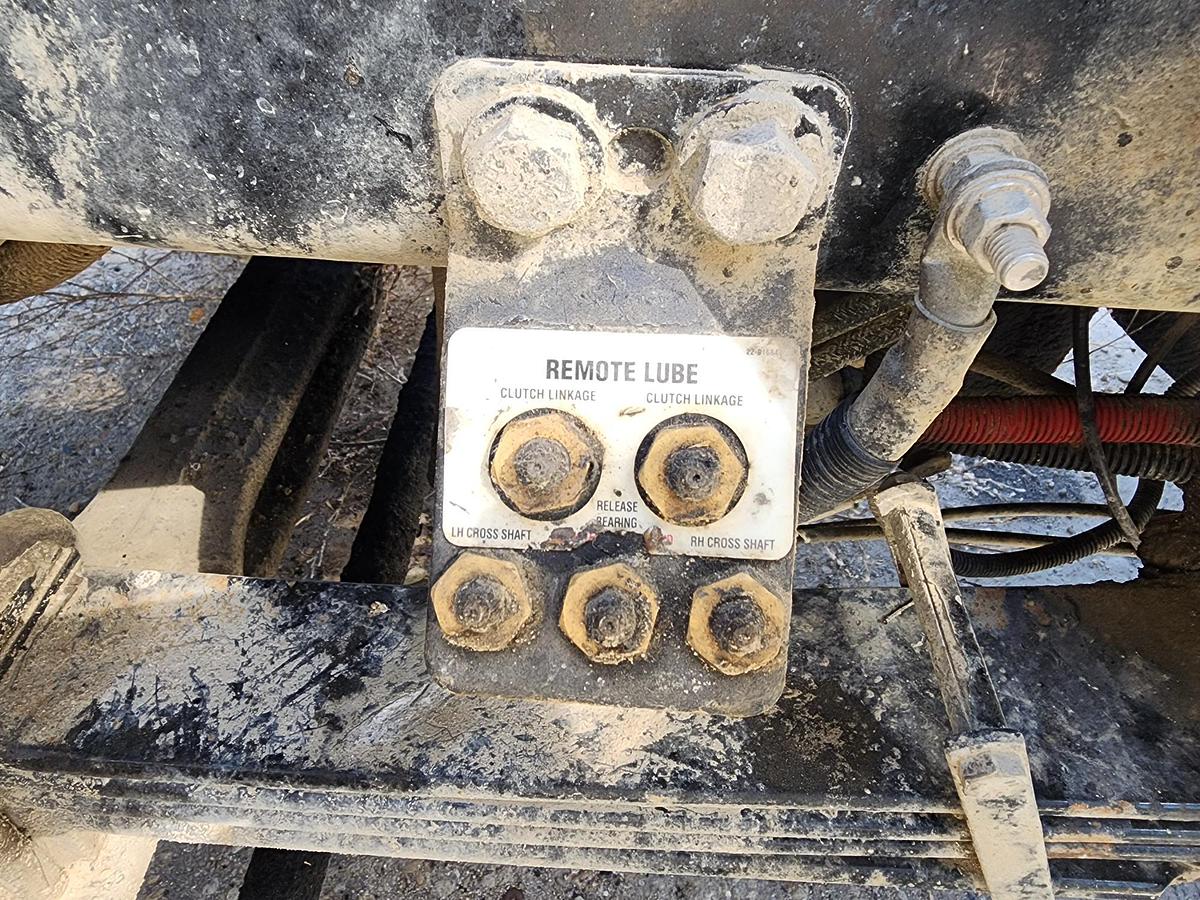 Used 2007 PETERBILT 379 Super Dump HD