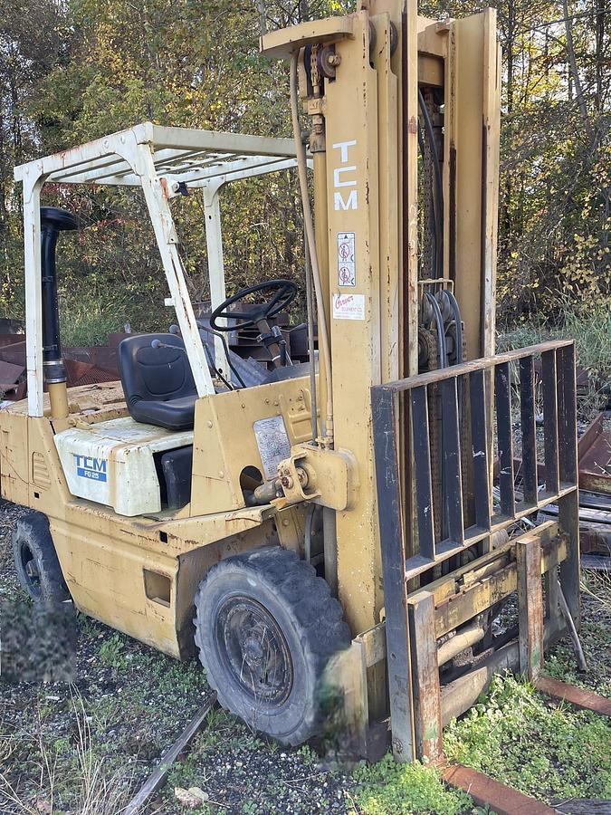 Used 1989 TCM FG25N2