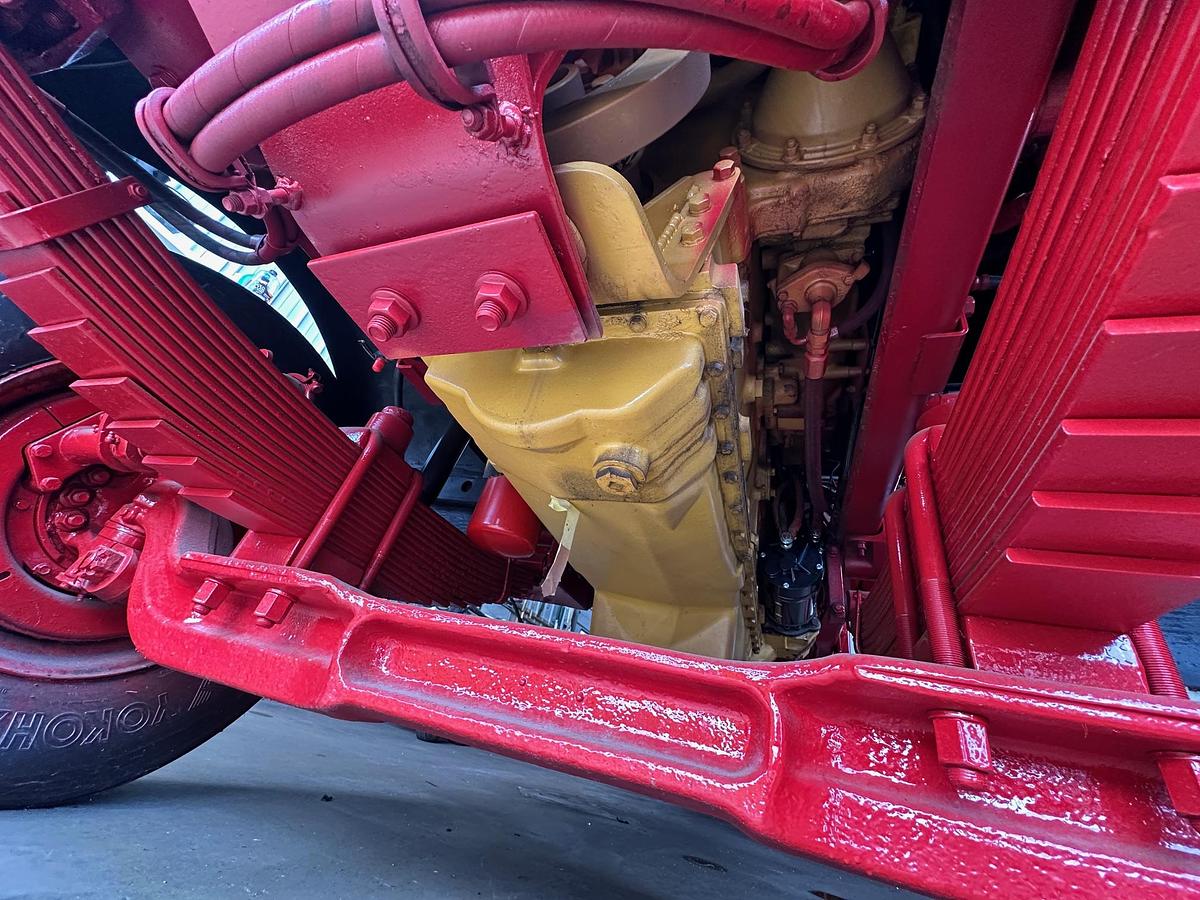 Used 1997 AUTOCAR DK6 Tilt Nose