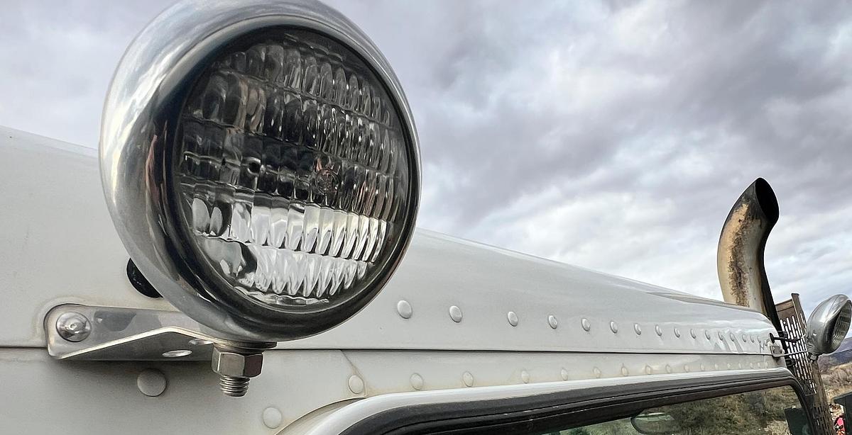 Used 2016 PETERBILT 348