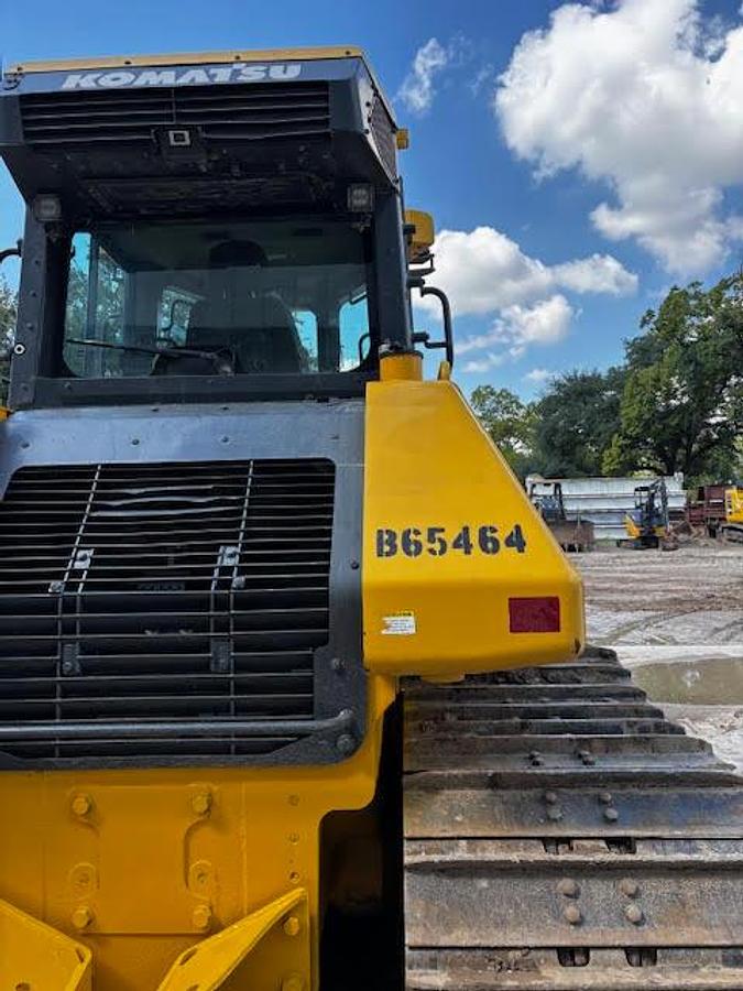 Used 2022 KOMATSU D61PX-24
