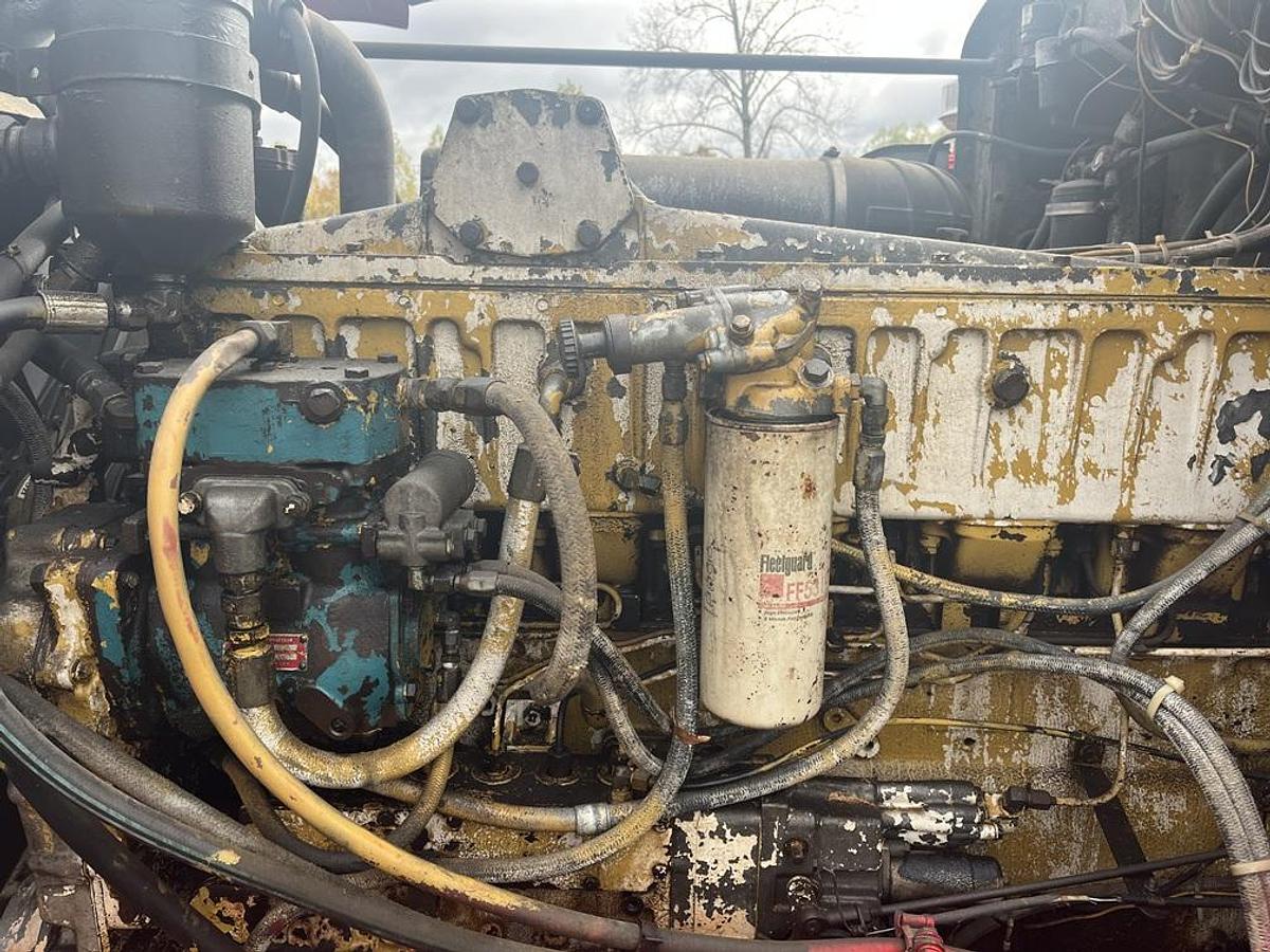 Used 1985 PETERBILT 359